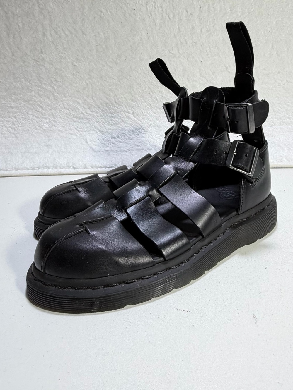 Dr. Martens Vintage Fisherman Leather Sandals Black Double Buckle size 8